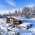 Lärchenhof Hotel 4*