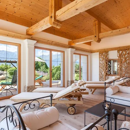 Lärchenhof 4* Mösern