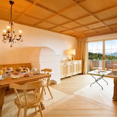 Lärchenhof 4*