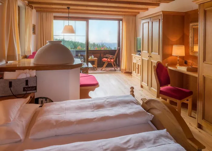 فندق لارشنهوف ناتور 4*